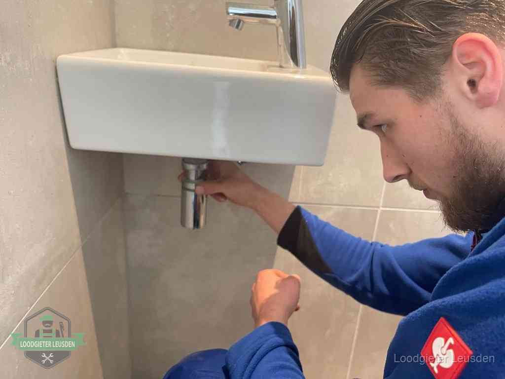 Afvoer verstopt Leusden