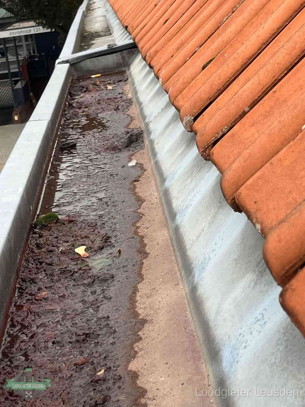Dakgoot repareren loodgieter Leusden